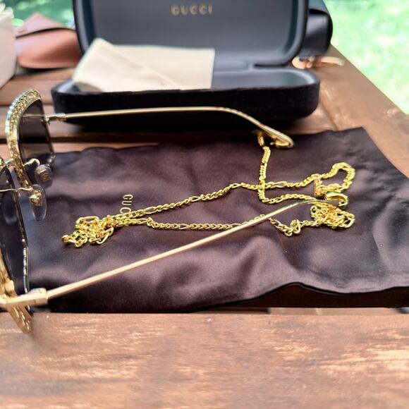 Gucci Gold Sunglasses with Chain main image 5